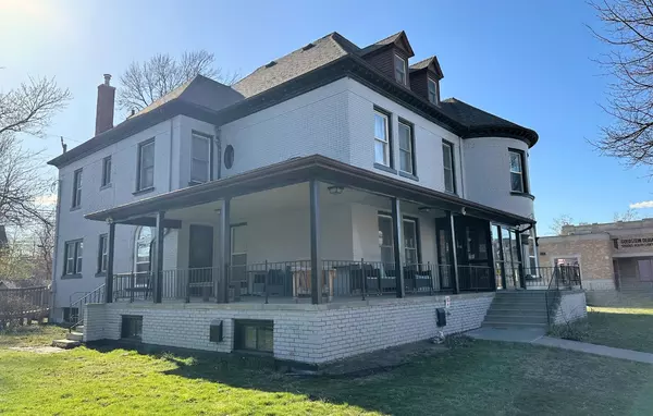 511 Devonshire RD, Windsor, ON N8Y 2L6