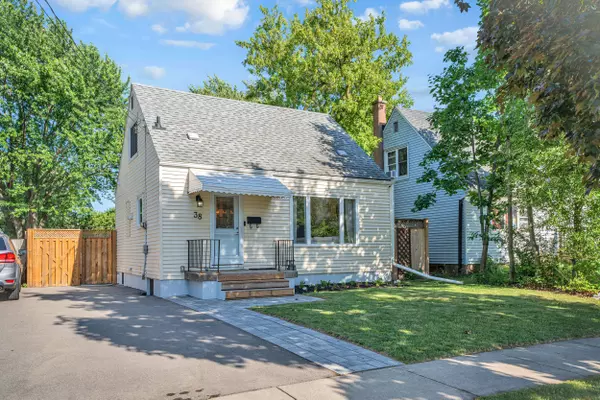 Hamilton, ON L8H 1P1,38 Eastvale PL