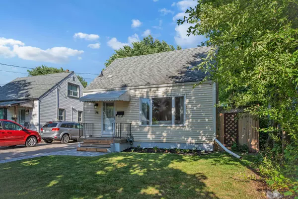 Hamilton, ON L8H 1P1,38 Eastvale PL