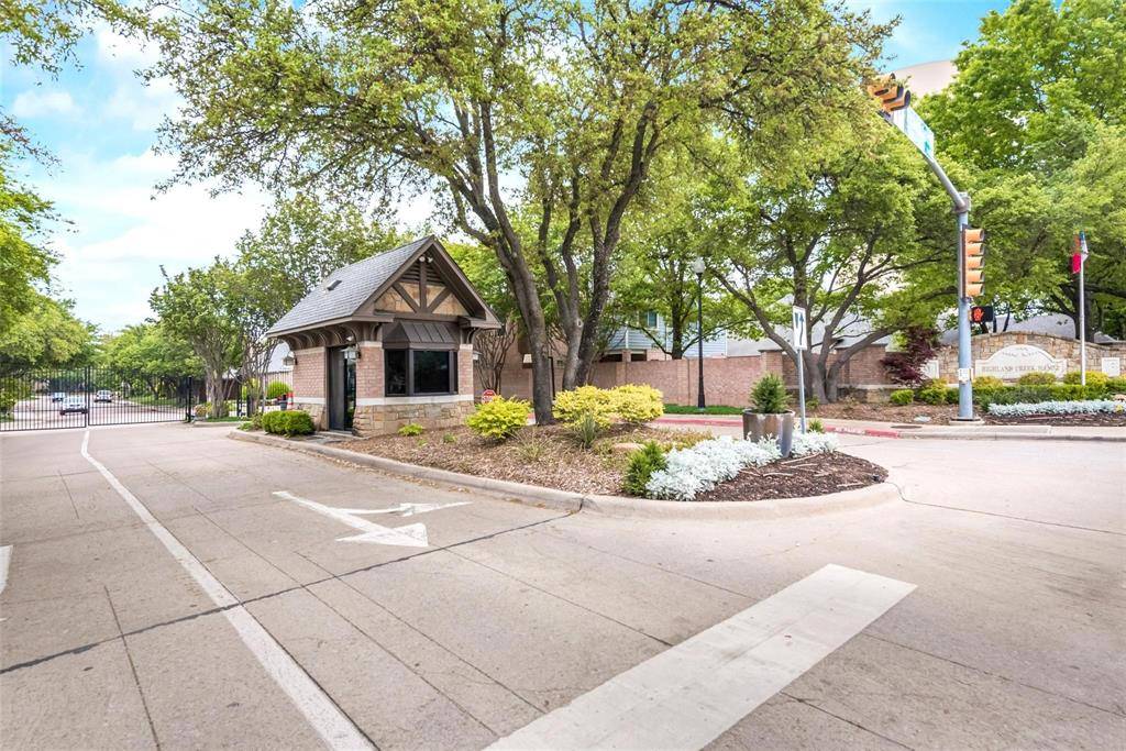 Dallas, TX 75252,18132 Meandering Way