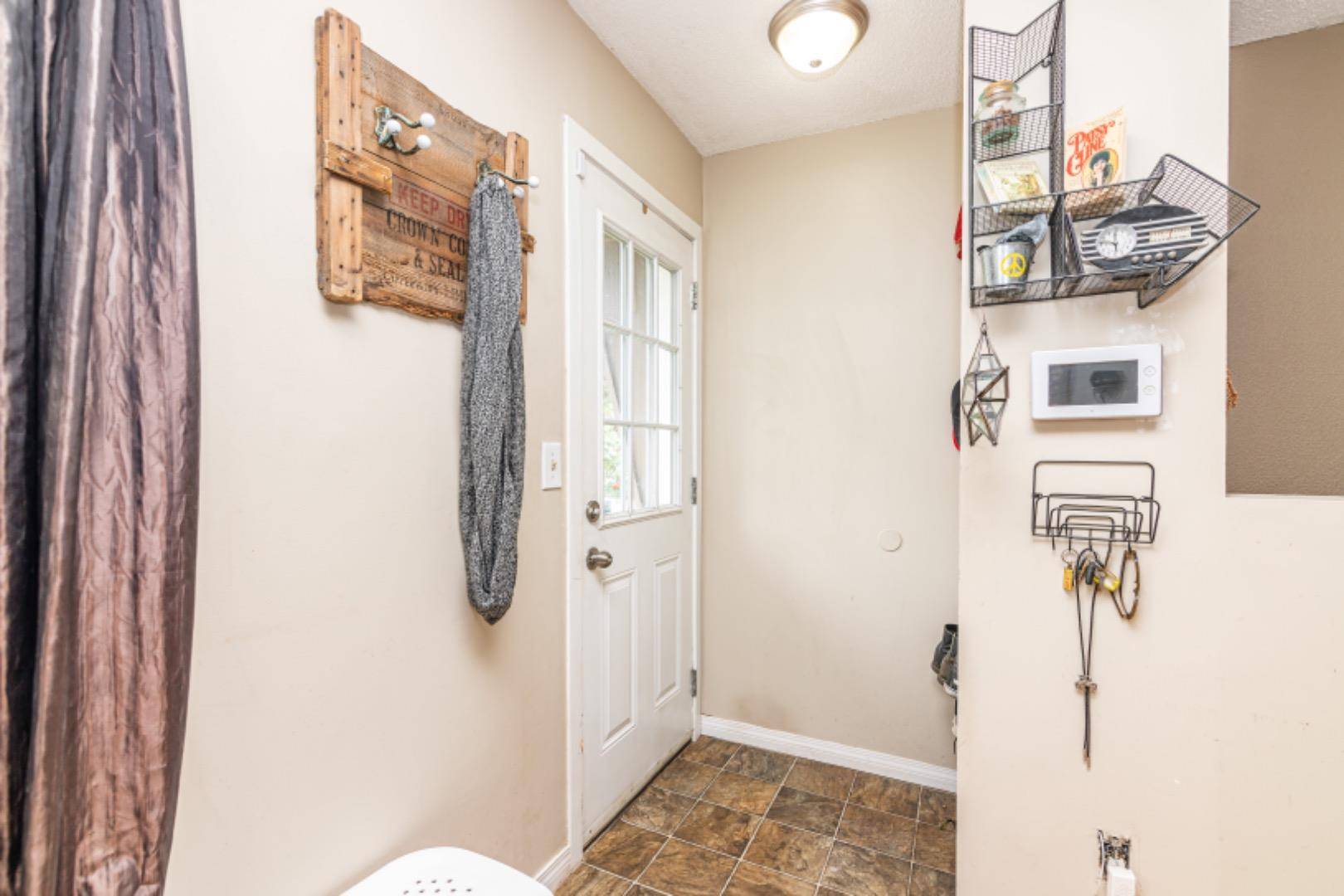 Red Deer, AB T4N 0X6,5422 38 ST