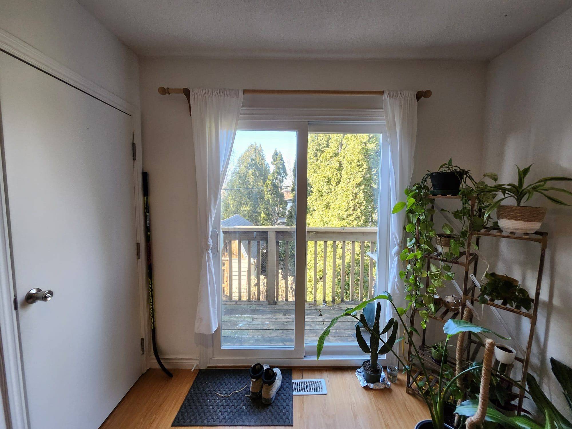 Toronto E02, ON M4C 1R4,178 Coleman AVE