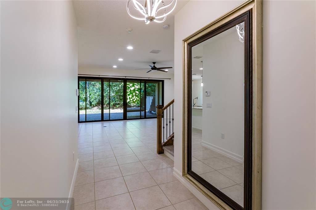 Delray Beach, FL 33446,[StreetName,UnitNumber,StreetNumber,StreetDirPrefix]