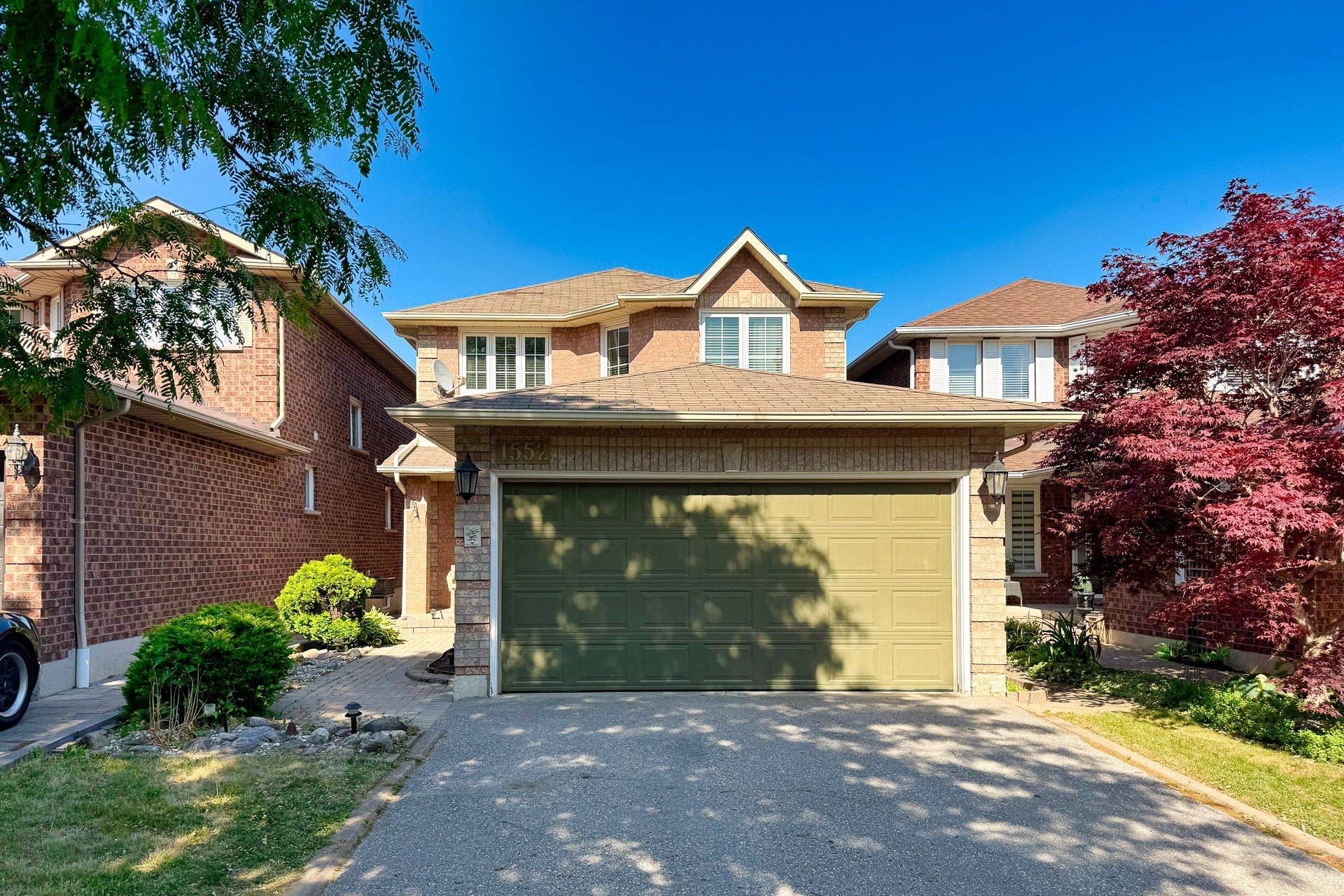 1552 Otonabee DR, Pickering, ON L1V 6T6