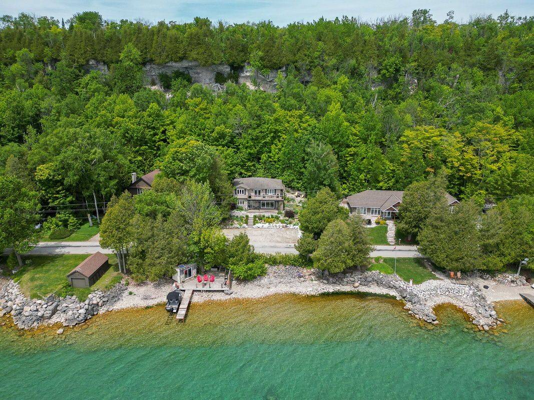 South Bruce Peninsula, ON N0H 2T0,149 Mallory Beach RD
