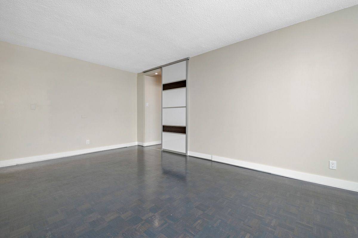 Britannia - Lincoln Heights And Area, ON K2B 7Y8,265 Poulin AVE #2007