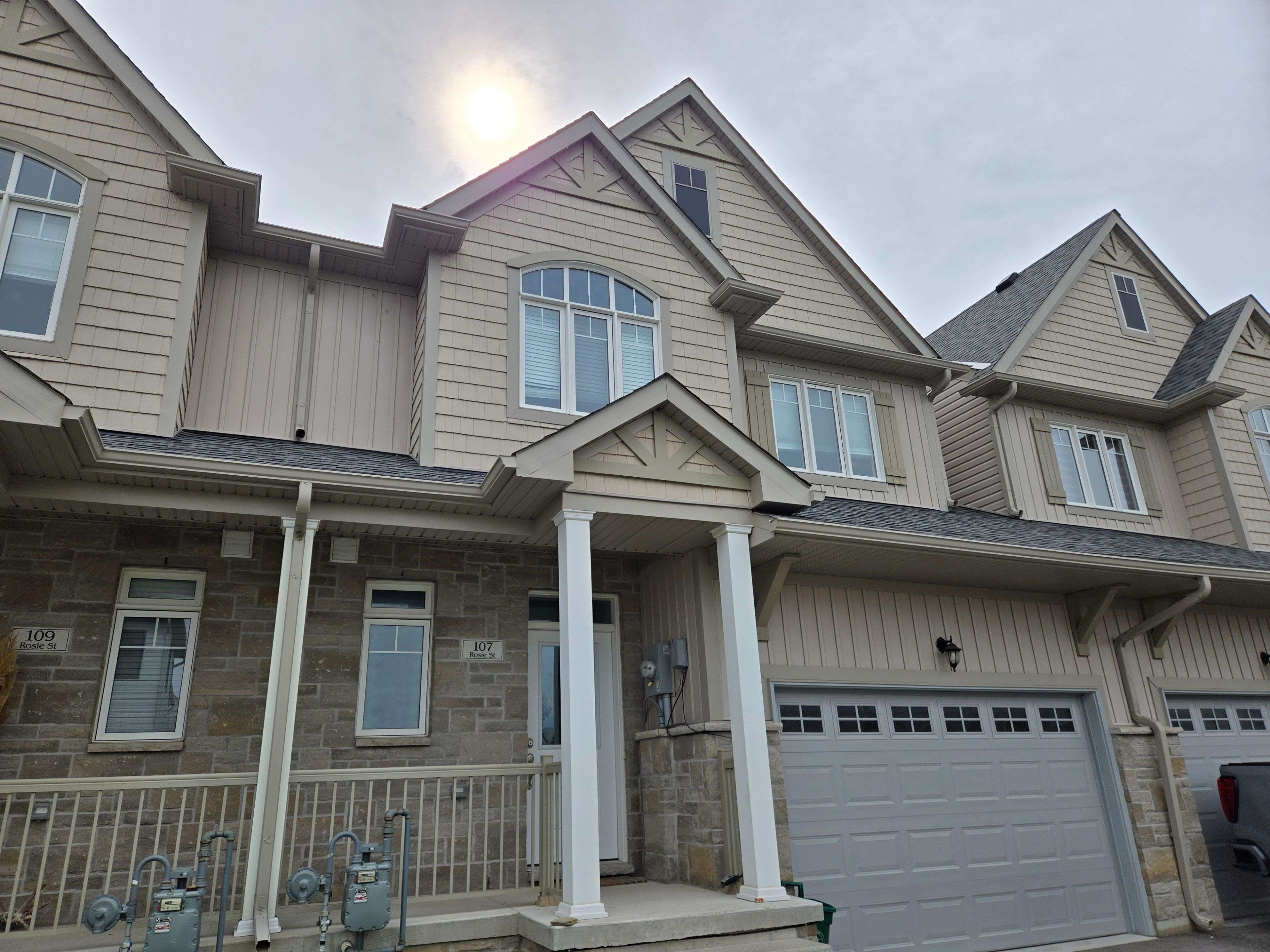 107 Rosie ST, Blue Mountains, ON N0H 1J0