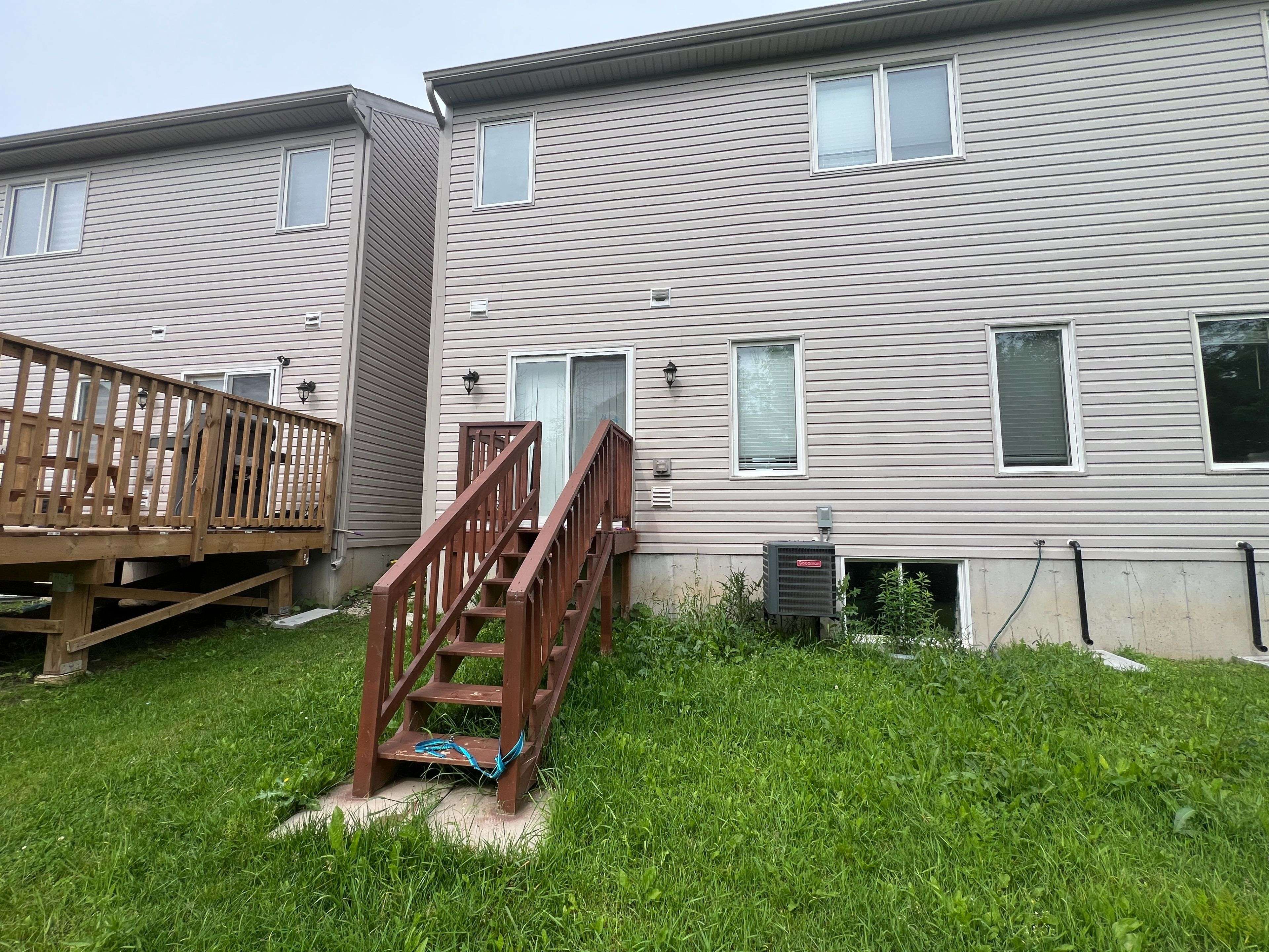 Blue Mountains, ON N0H 1J0,107 Rosie ST