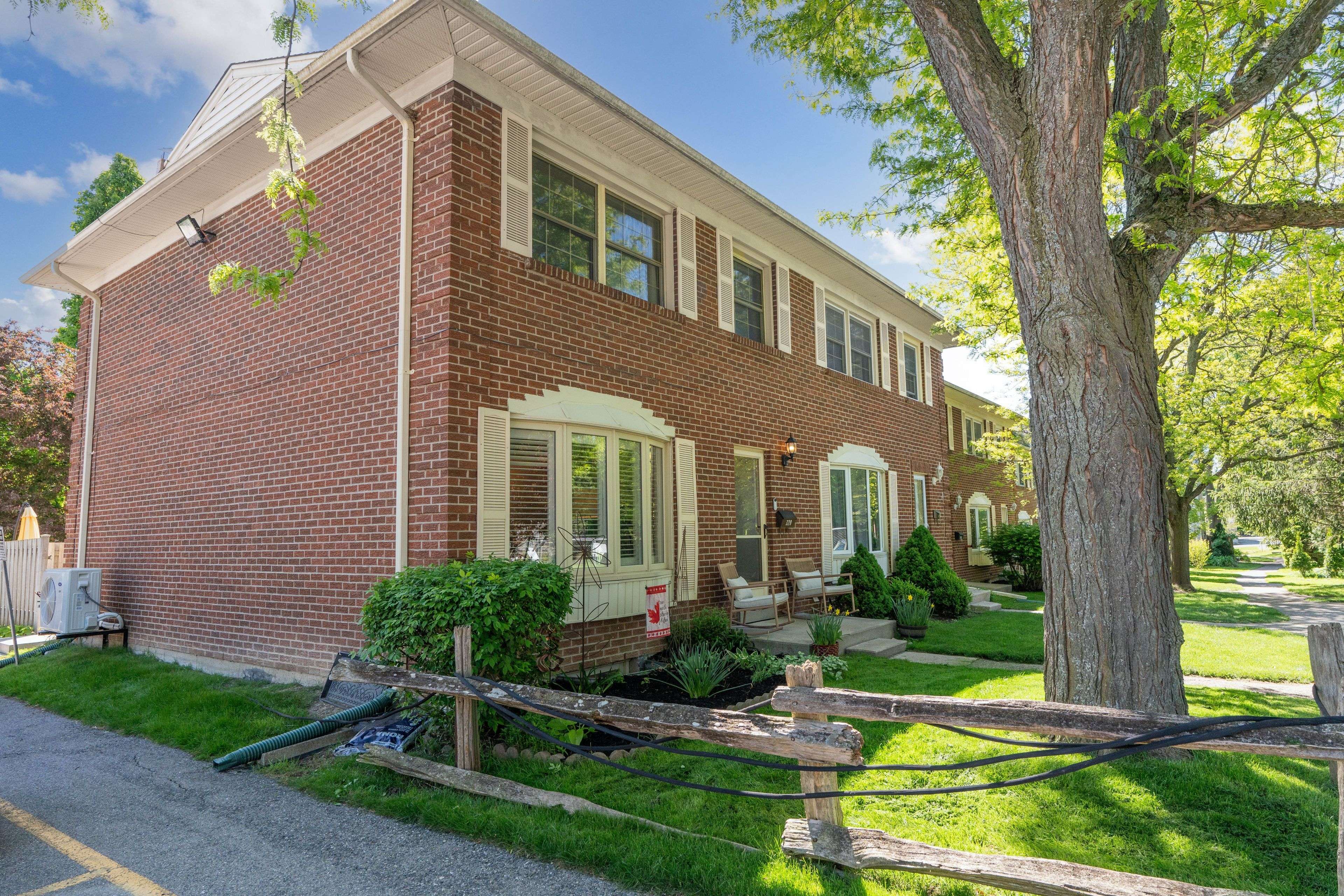 London North, ON N6G 2E9,320 Homestead CT