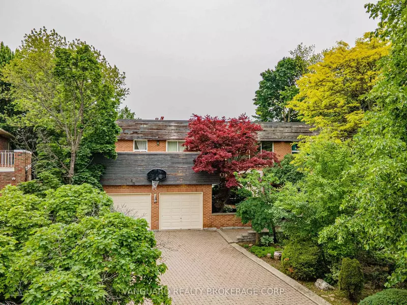 40 Colton CRES N, Vaughan, ON L4L 3L6