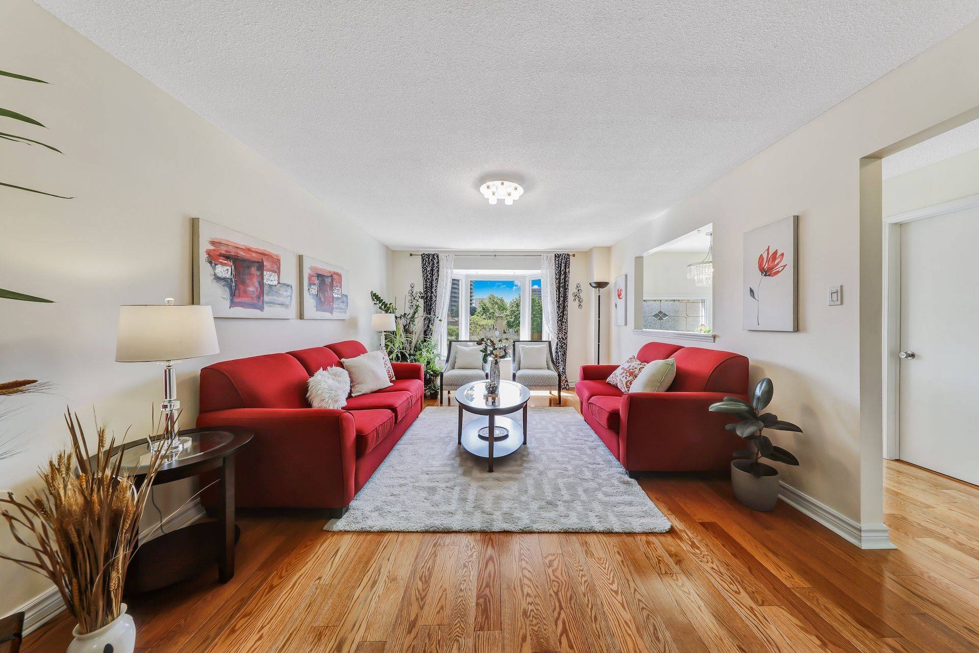 Toronto C07, ON M2R 3N9,157 Dollery CT