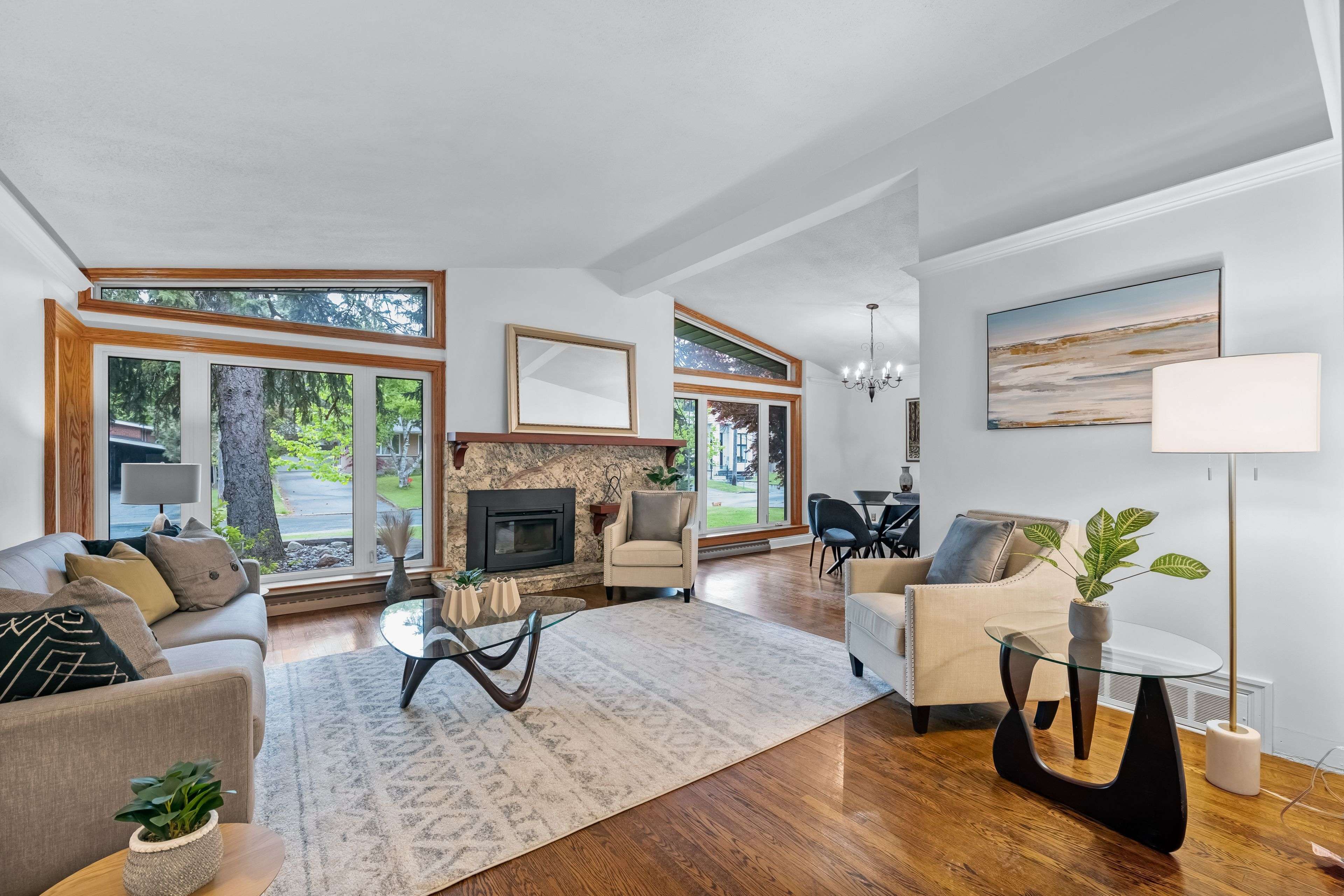 Toronto C15, ON M2K 1W2,23 Palomino CRES