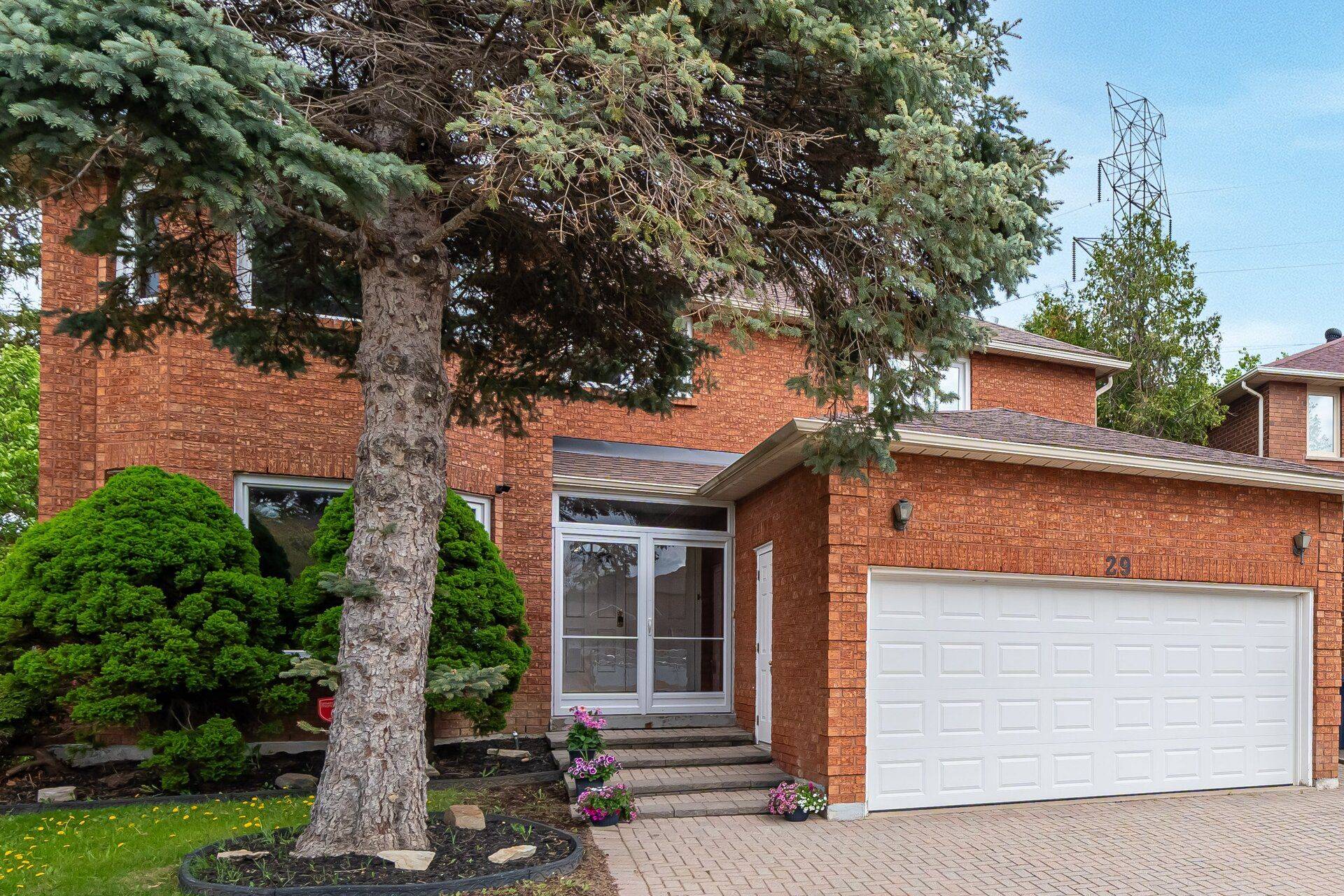 Toronto E09, ON M1E 5C1,29 Moeller CT