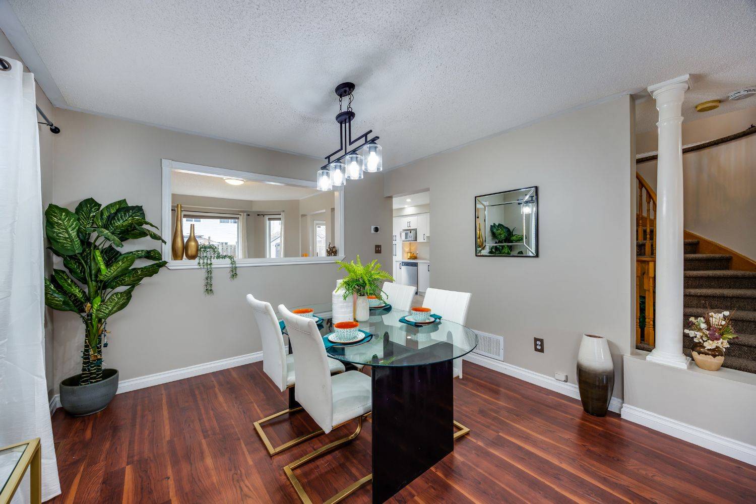 Oshawa, ON L1K 2V5,1220 Margate DR