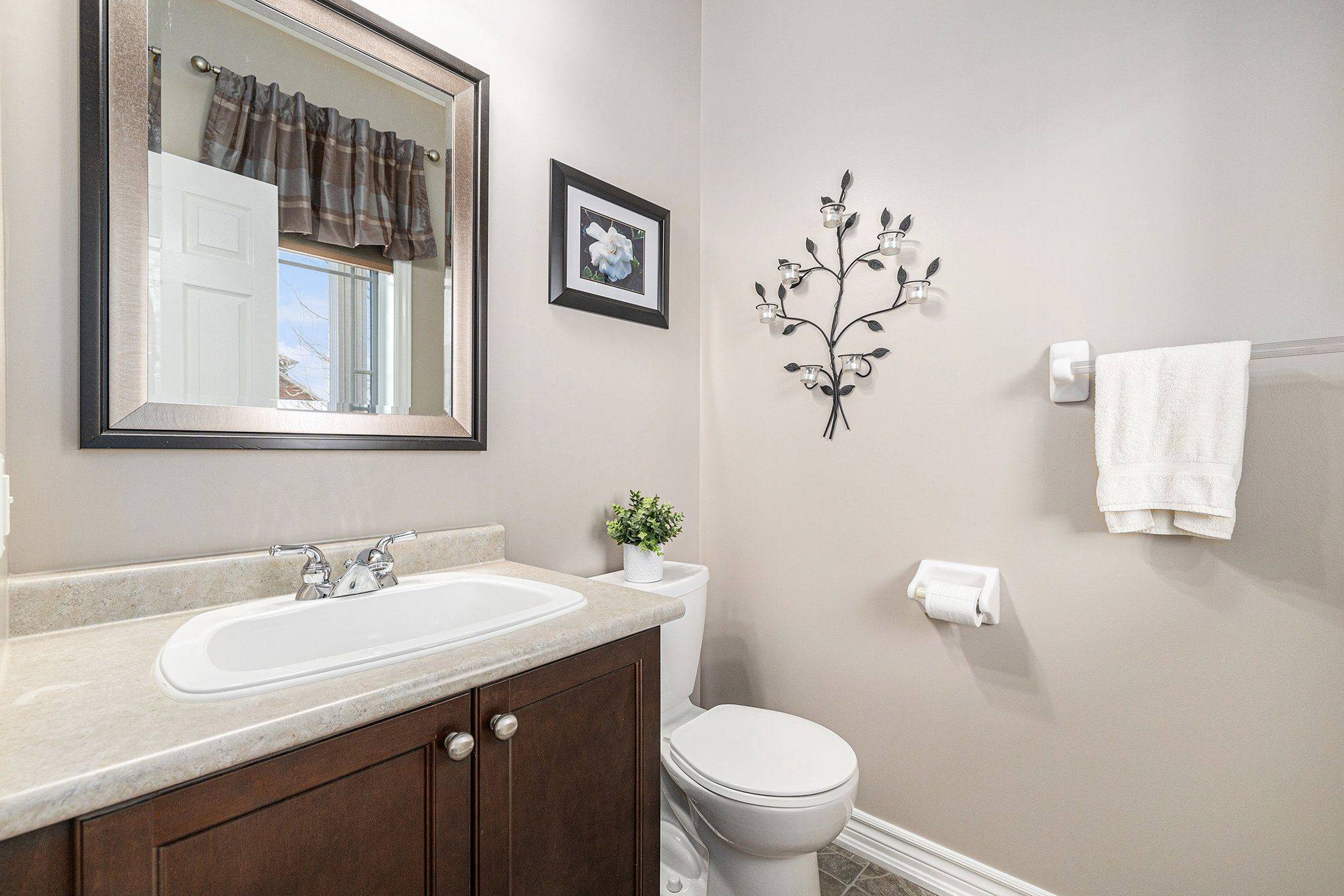 Kanata, ON K2W 0C1,220 Celtic Ridge CRES