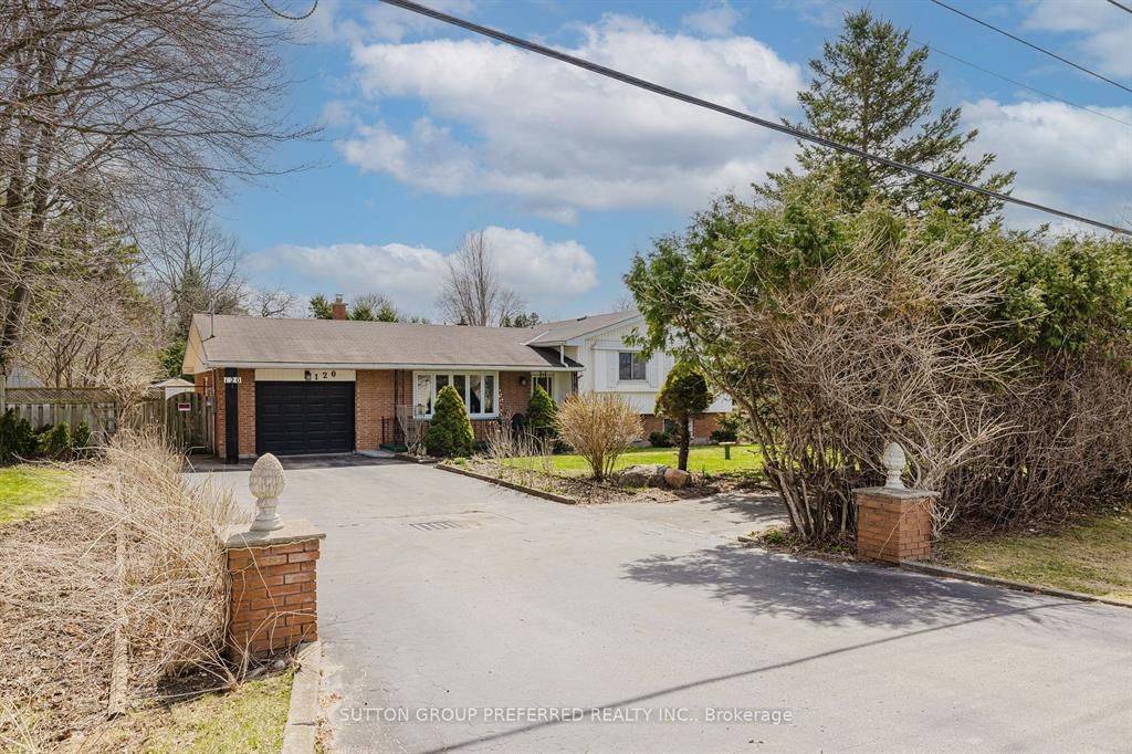London North, ON N6G 5C4,120 Fanshawe Park RD W