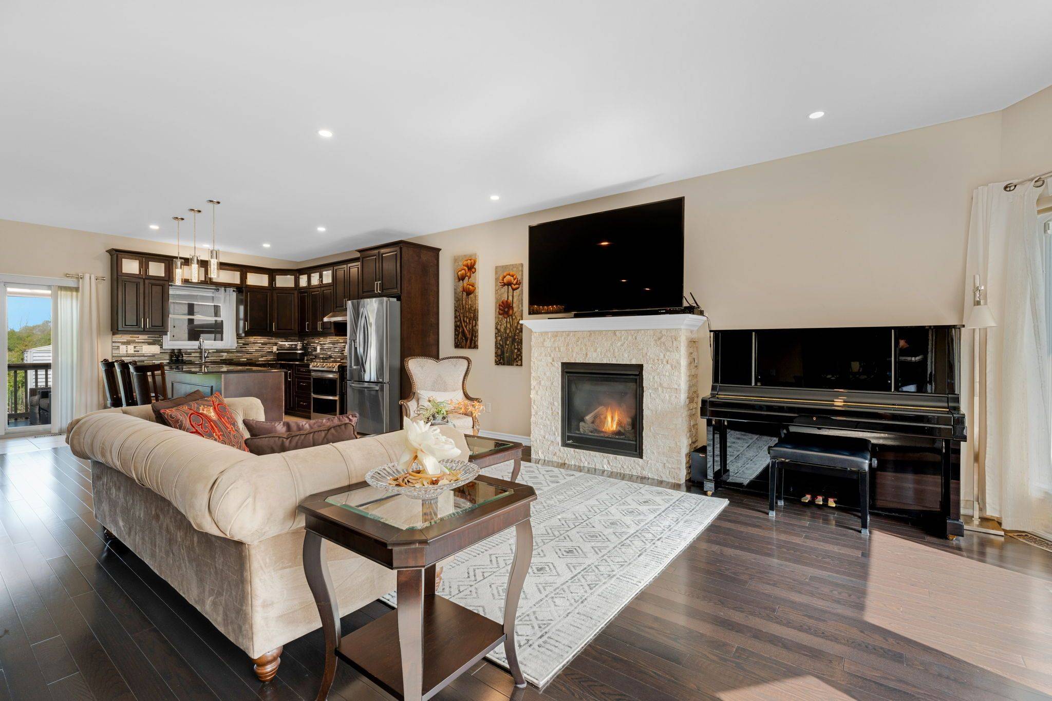 Fort Erie, ON L0S 1B0,181 Hetram CT