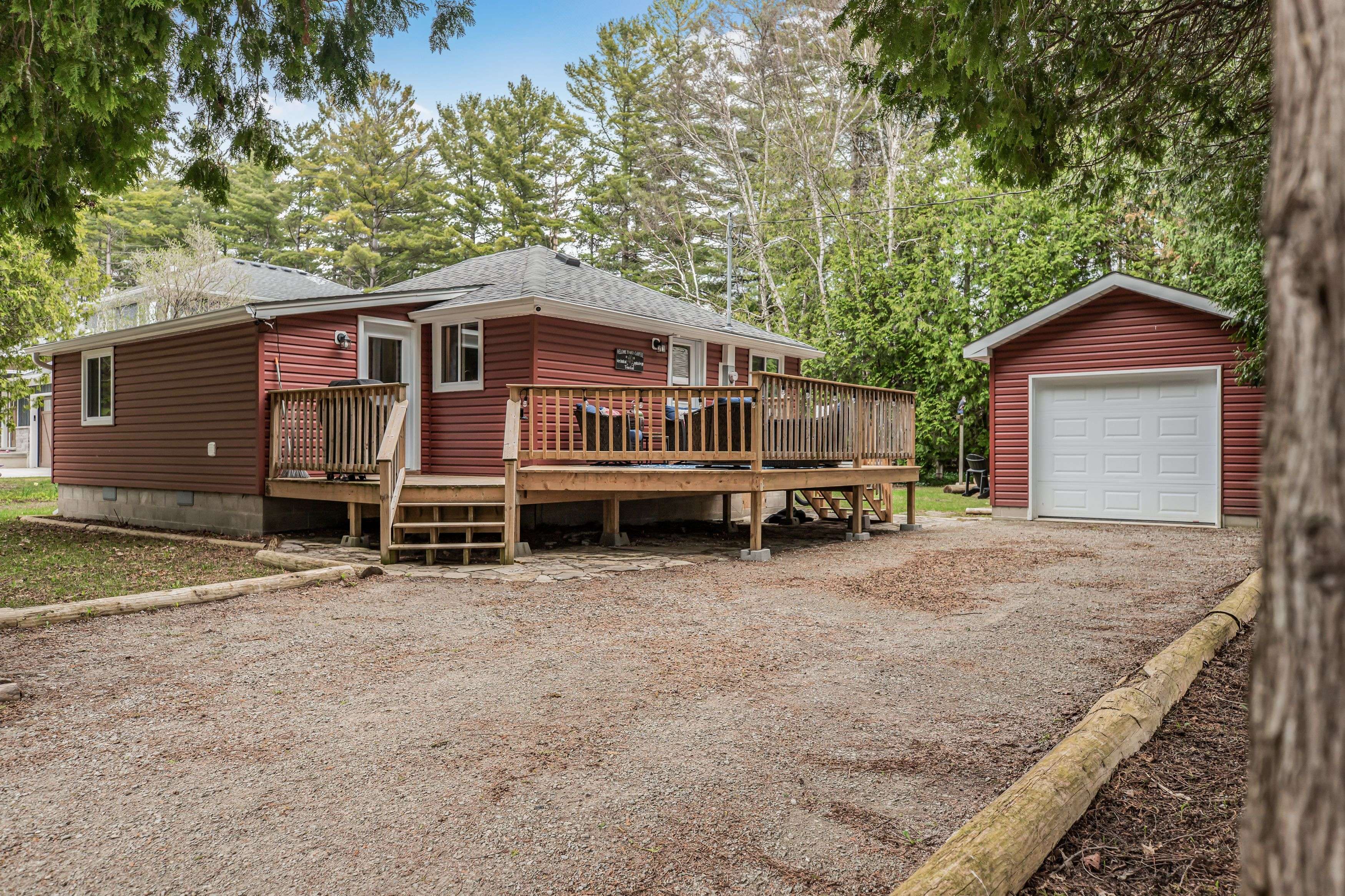 South Bruce Peninsula, ON N0H 2G0,17 Cammidge CRES