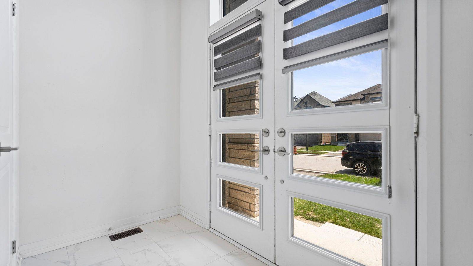 Brant, ON N3L 3E3,55 Hitchman ST