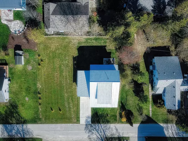 Saugeen Shores, ON N0H 2L0,60 Water ST