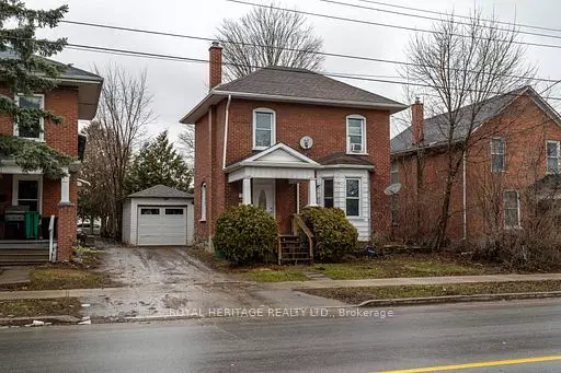 364 Parkhill RD W, Peterborough North, ON K9H 3J1