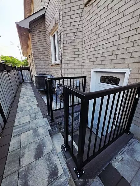 50 Grandlea CRES, Markham, ON L3S 4A2