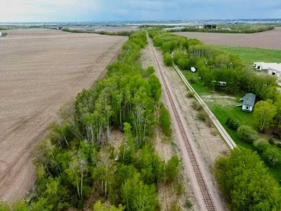 1019 391 Township, Rural Red Deer County, AB T4P 0E8