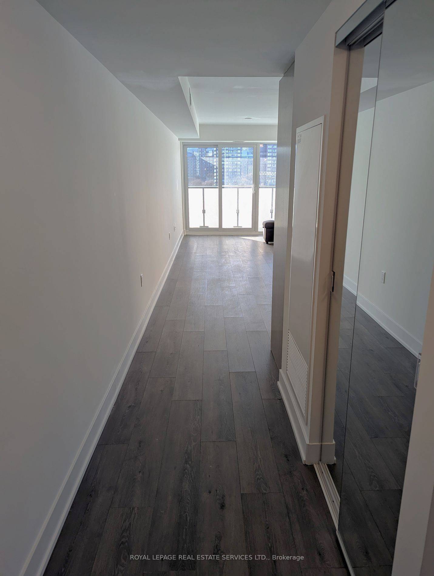 Toronto C08, ON M4W 0B2,575 Bloor ST E #802