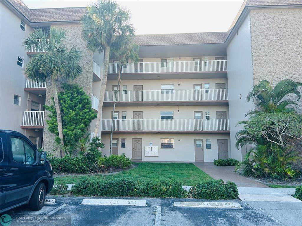Davie, FL 33324,2440 SW 81st Ave #101