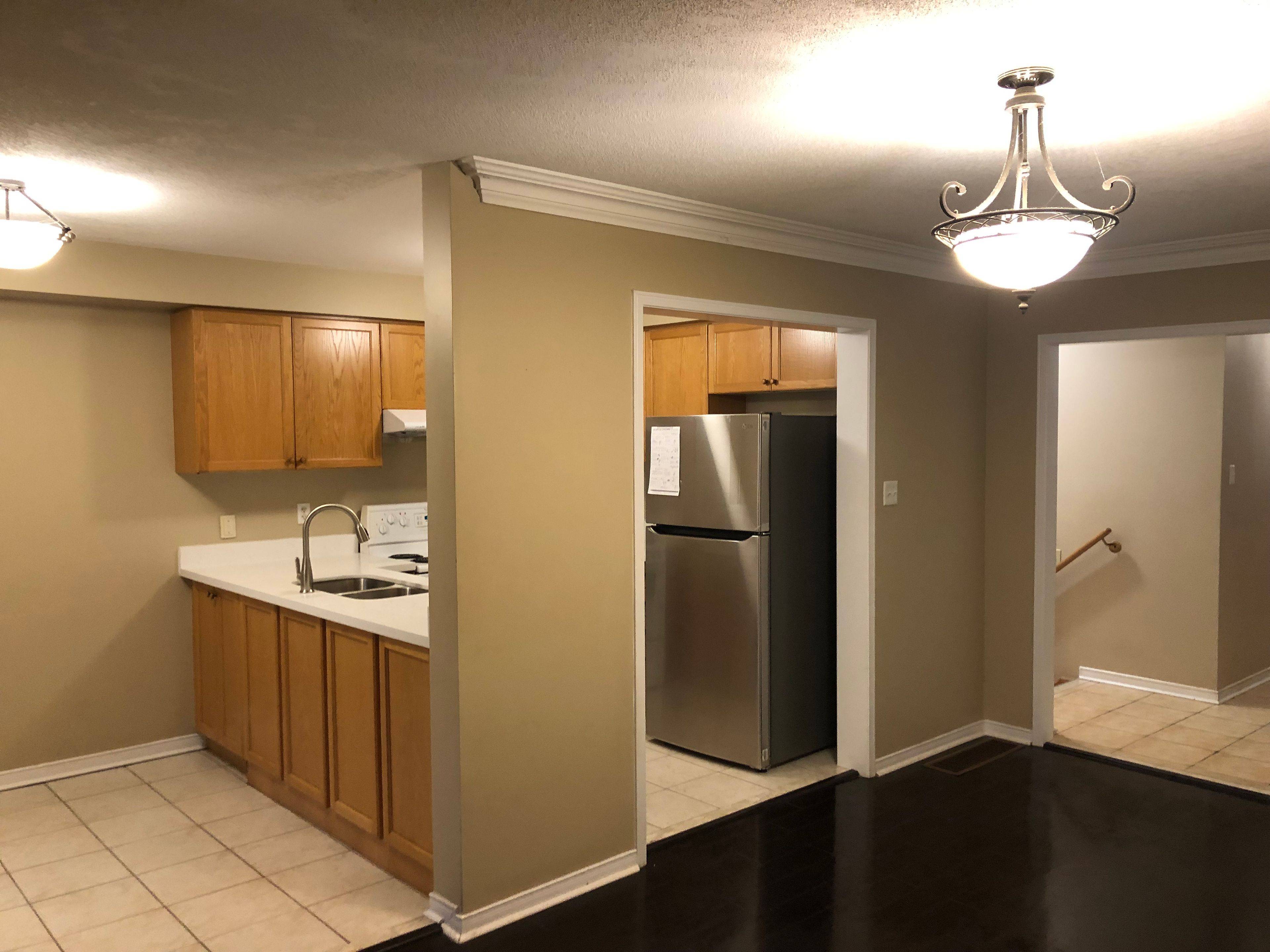 Newmarket, ON L3X 2W7,203 Banbrooke CRES