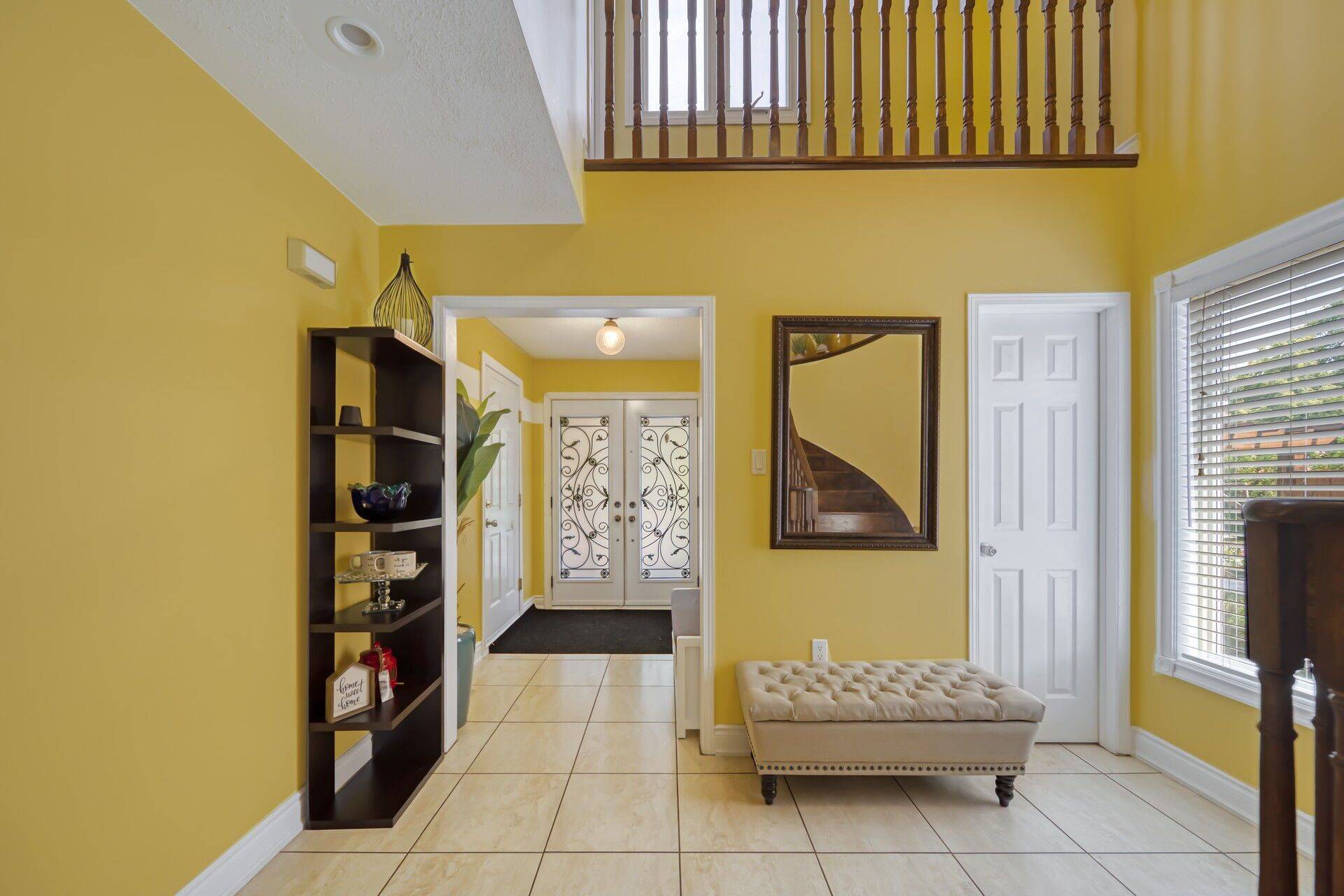 Brampton, ON L6Y 4G2,23 Millstone DR
