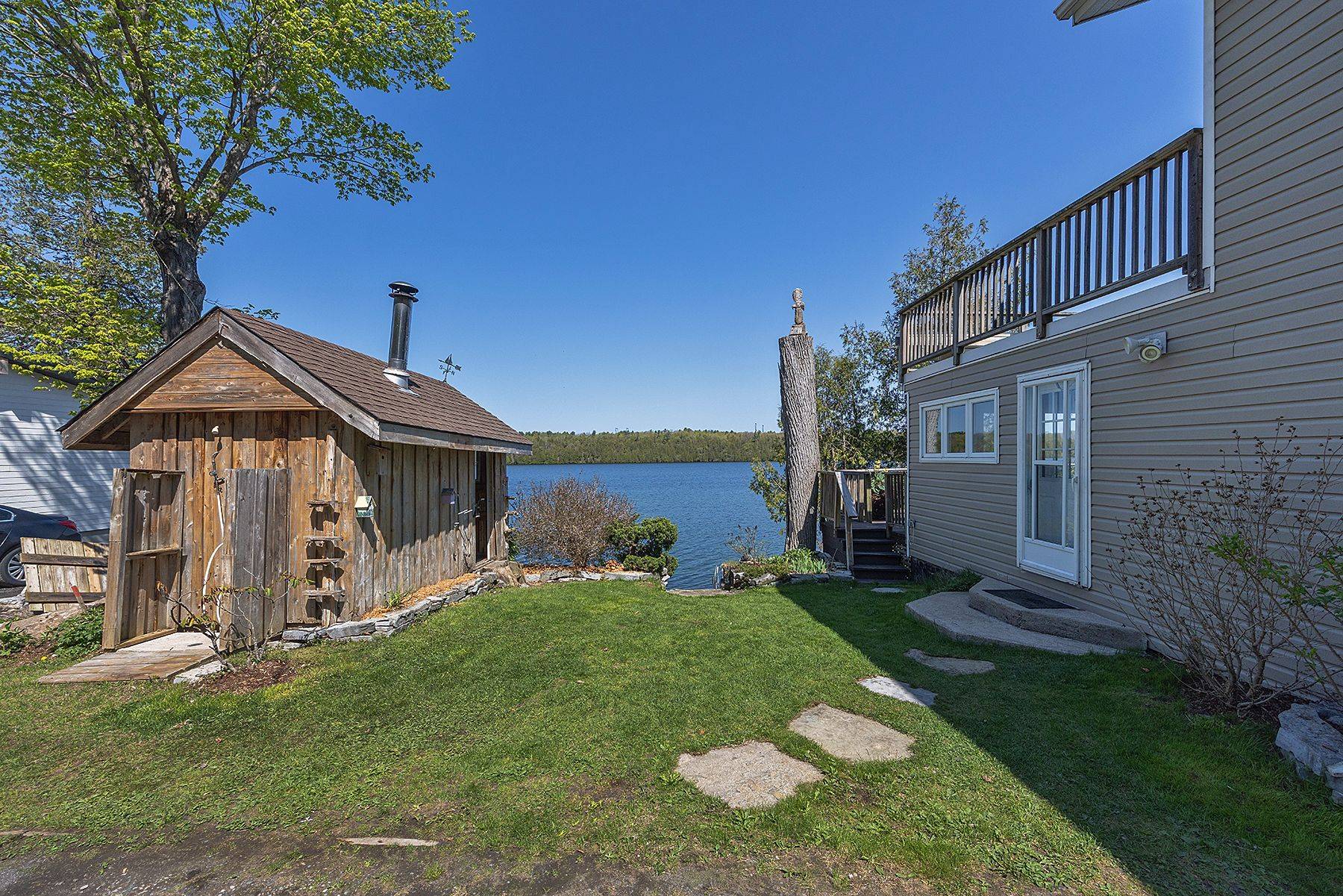 Frontenac, ON K0H 1X0,1048 Lark LN