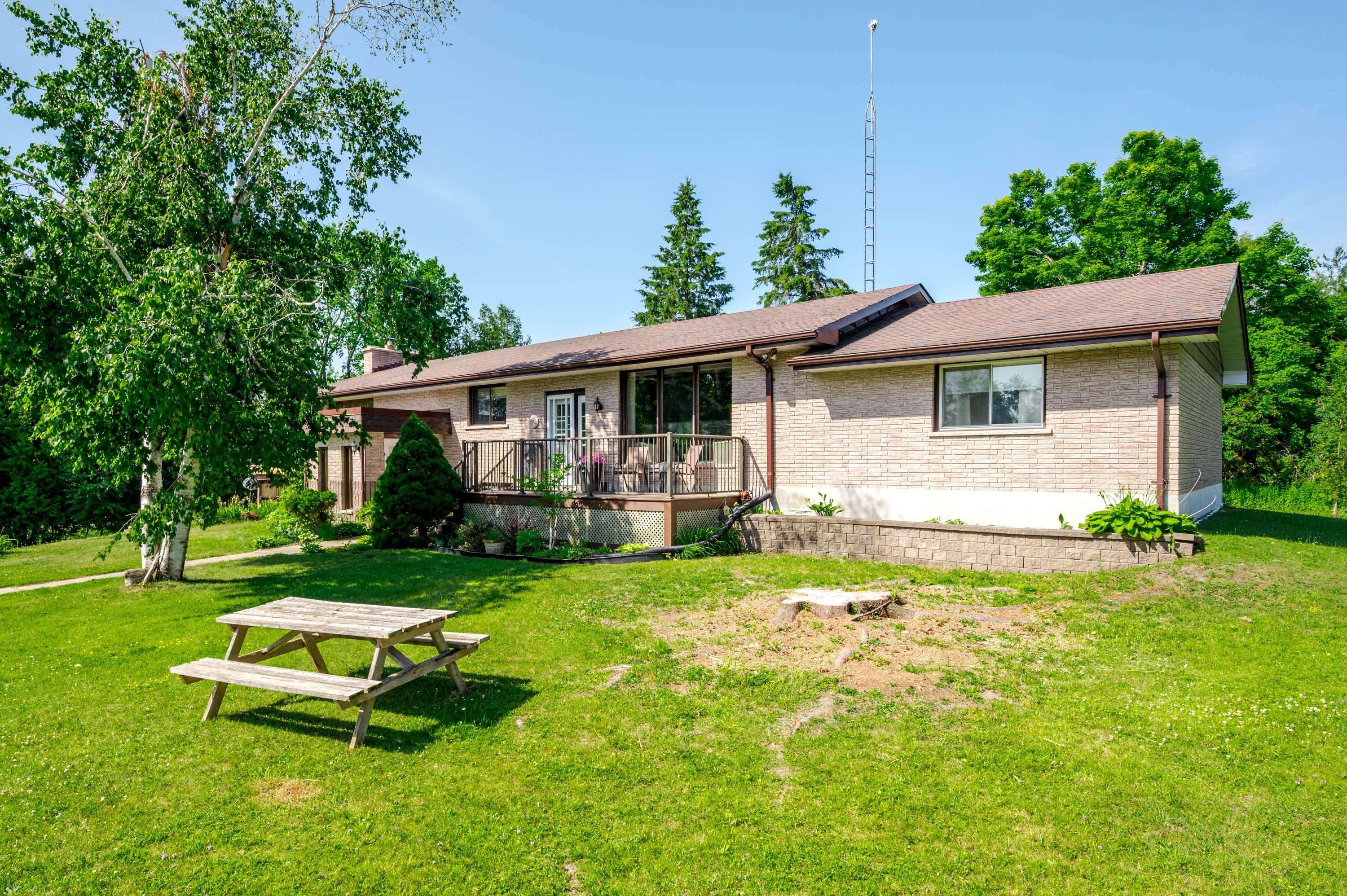 Douro-dummer, ON K9J 6Y1,1496 Bradfield RD