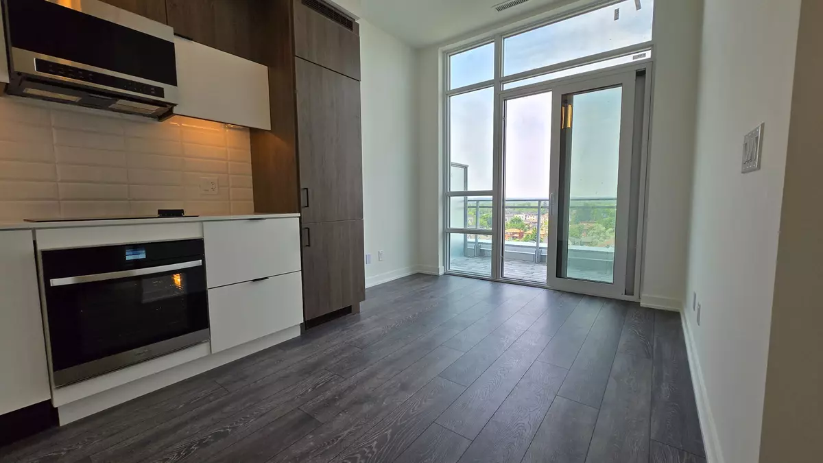 Richmond Hill, ON L4C 5V6,8888 Yonge ST #801