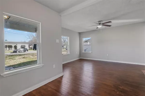Dallas, TX 75216,2613 Easter Avenue