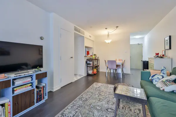 Toronto C01, ON M5S 3A6,1001 Bay ST #1008