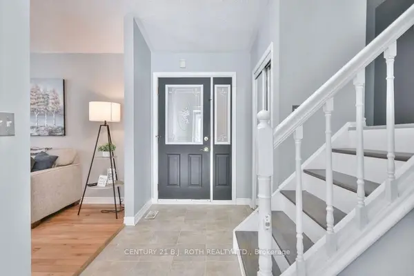 21 Luella BLVD, Springwater, ON L9X 0X1