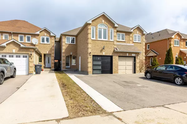 Brampton, ON L6Y 4X7,98 Lent CRES