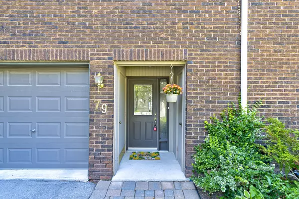Oakville, ON L5H 2L2,1270 Gainsborough DR #79