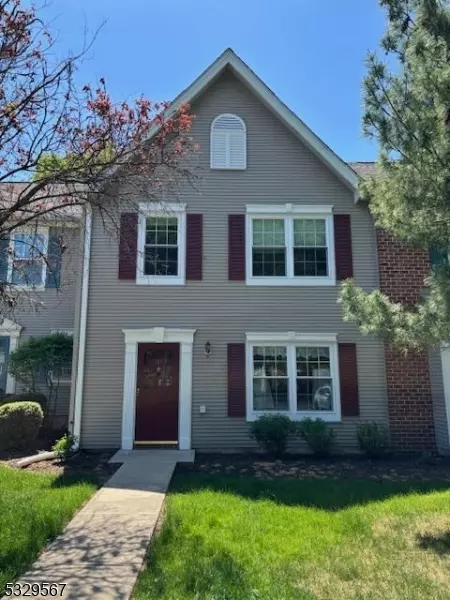 145 Lindsey Ct, Franklin Twp., NJ 08823
