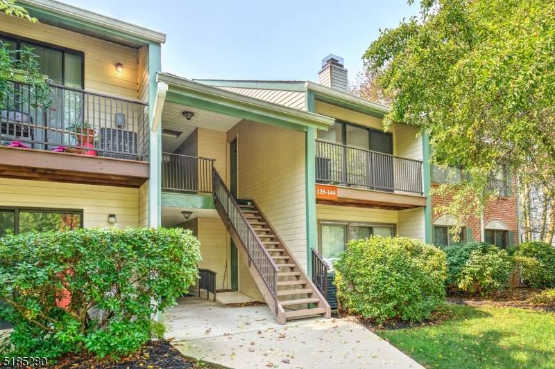 138 Irving Pl, Bernards Twp., NJ 07920