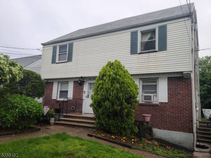 Clifton City, NJ 07011,36 E 7Th St #1