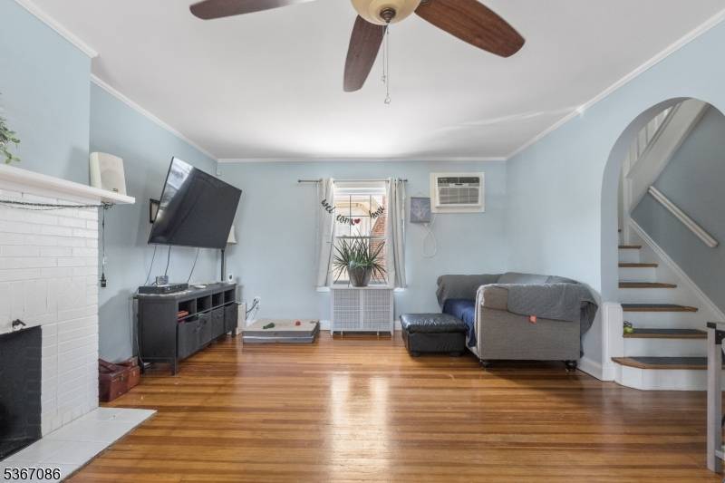 Elizabeth City, NJ 07208,801 803 Wyoming Ave