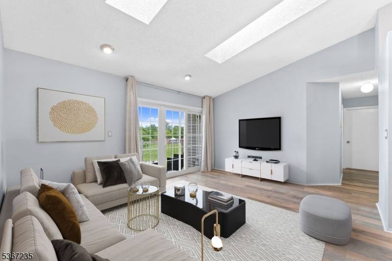 Franklin Twp., NJ 08823,16 Bethany Ct