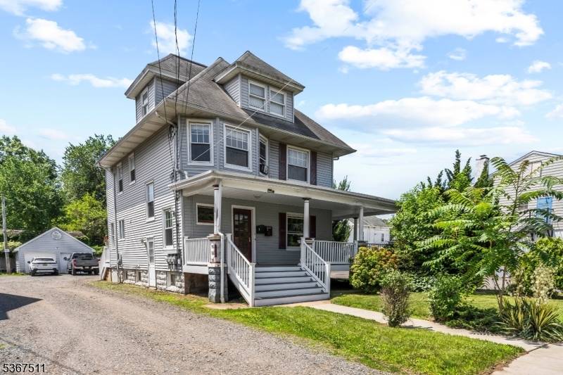 511 Grove St, Dunellen Boro, NJ 08812