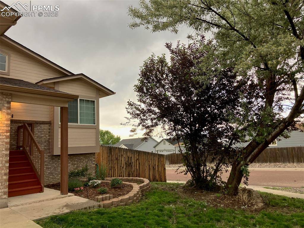 Colorado Springs, CO 80925,8246 Pinegate DR