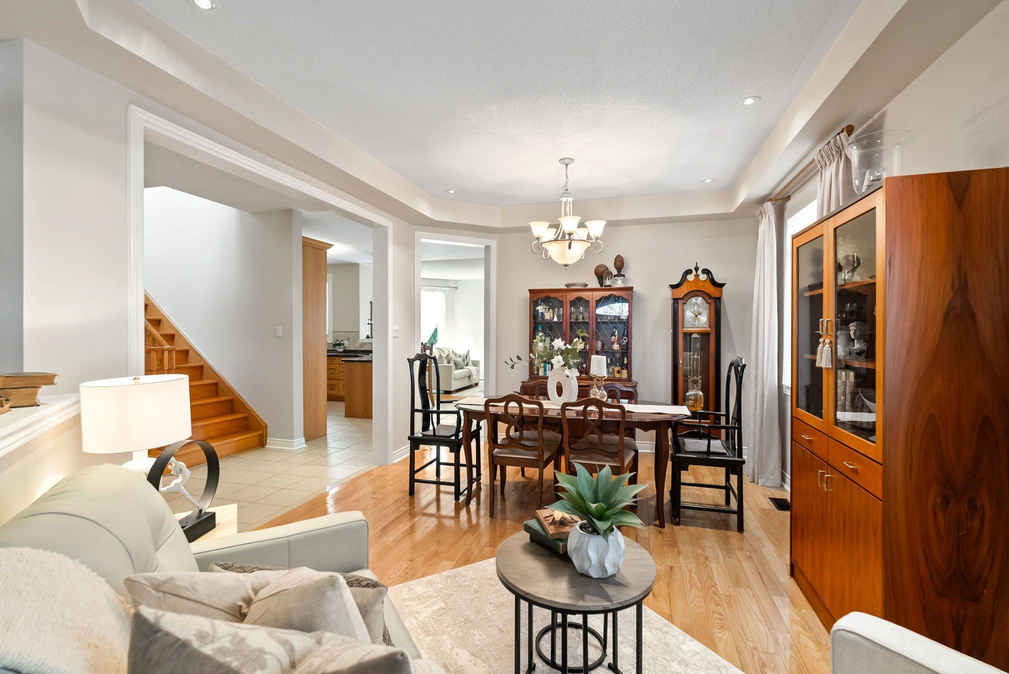 Whitby, ON L1R 3B4,40 Tormina BLVD