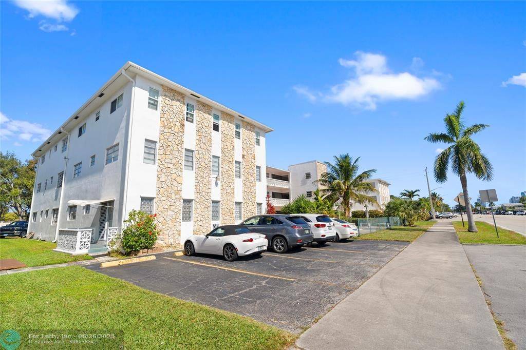 Hallandale Beach, FL 33009,721 NE Atlantic Shores #110