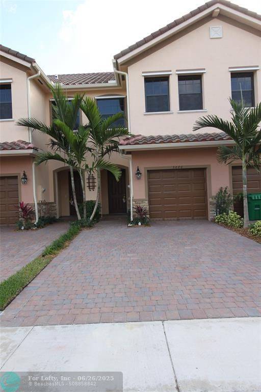 5886 NW 56th Pl, Tamarac, FL 33319