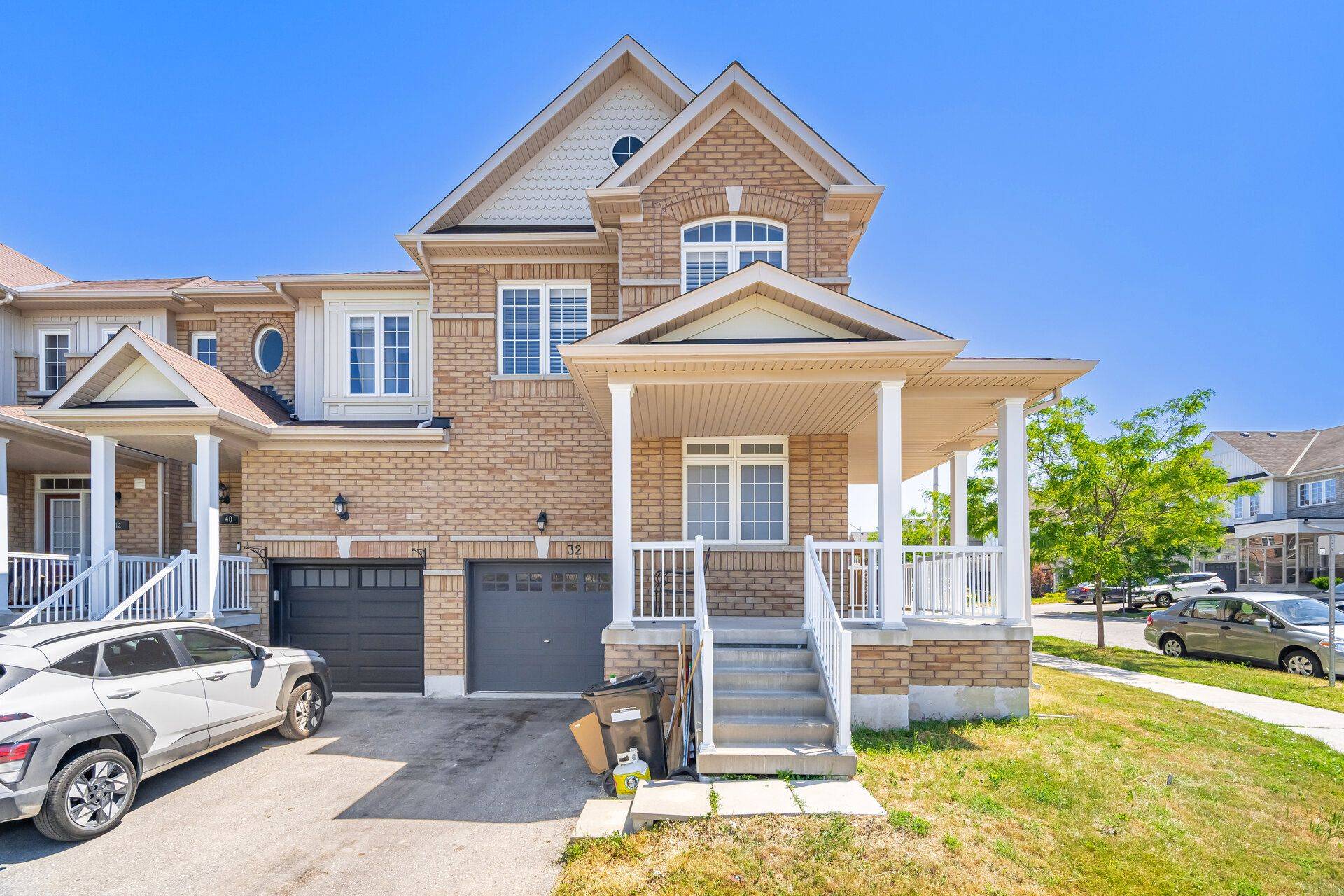 Bradford West Gwillimbury, ON L3Z 0P2,32 Luisa ST
